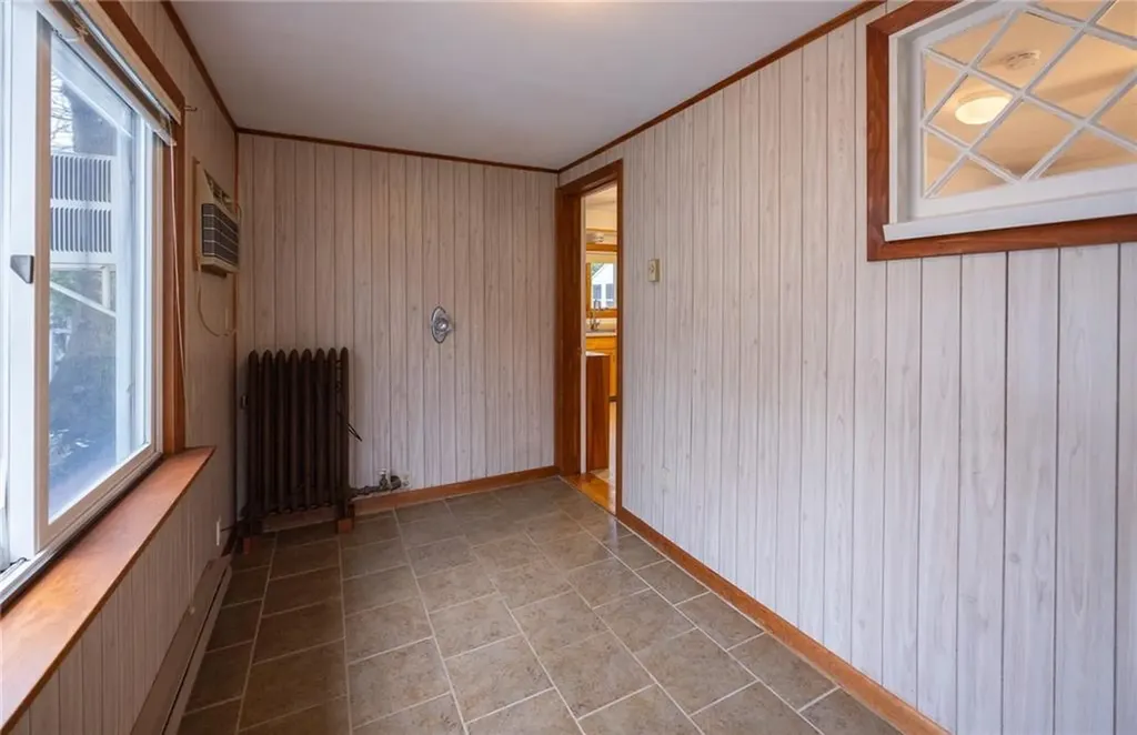 28 Rosewood Avenue Cranston RI 02905