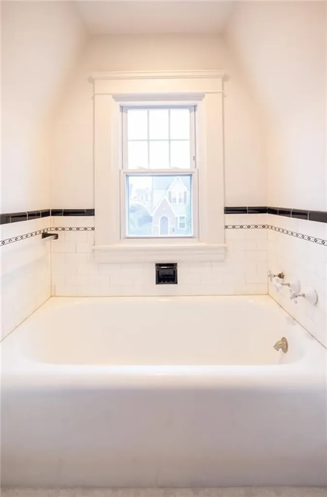 28 Rosewood Avenue Cranston RI 02905
