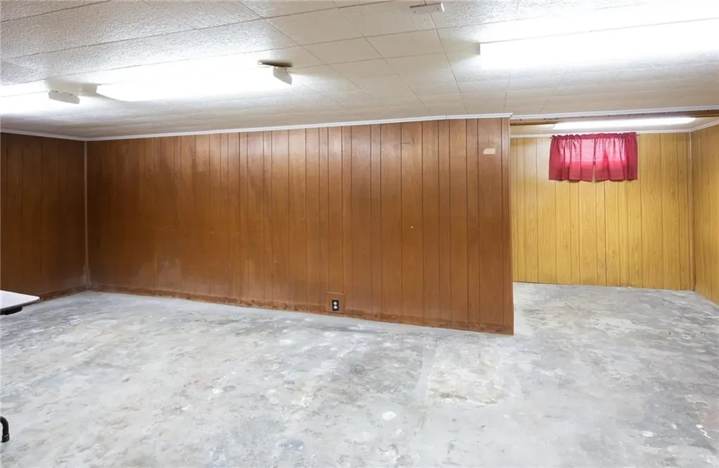 28 Rosewood Avenue Cranston RI 02905