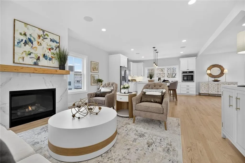 9 Stoneridge Road Smithfield RI 02917