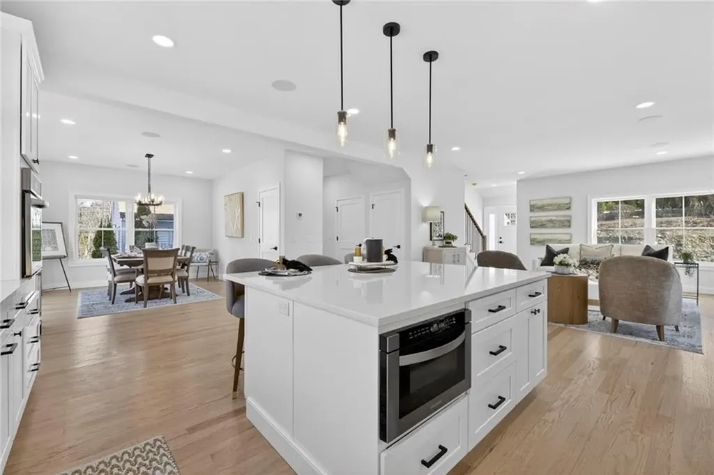 9 Stoneridge Road Smithfield RI 02917