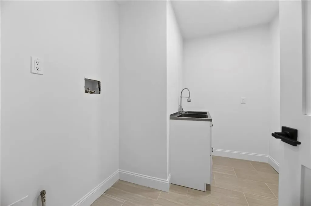 9 Stoneridge Road Smithfield RI 02917