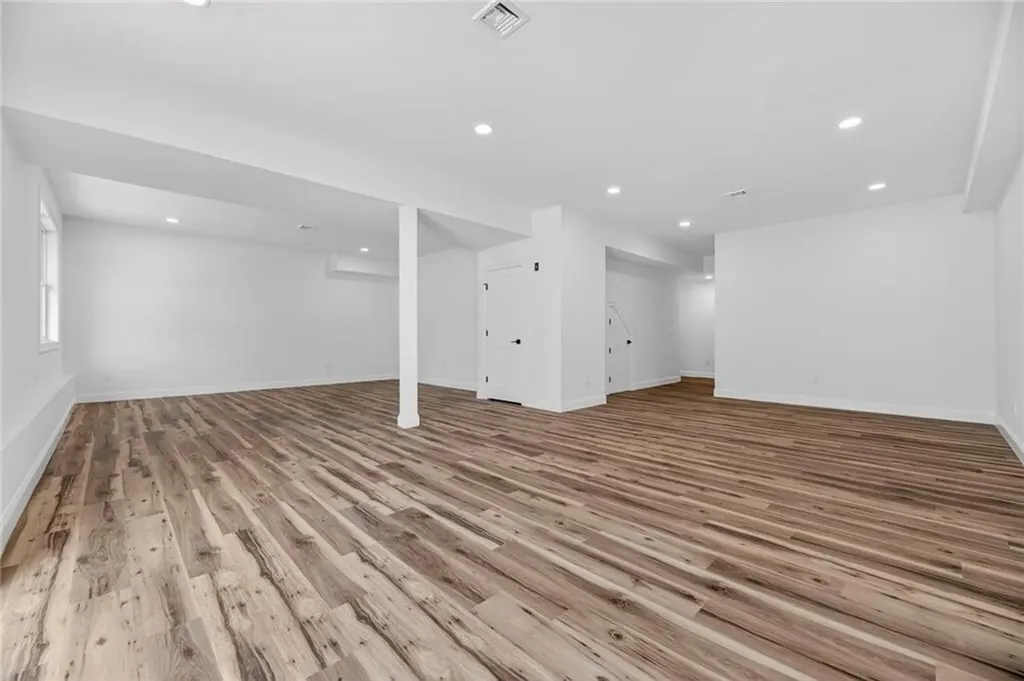 9 Stoneridge Road Smithfield RI 02917