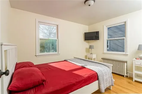 95 Douglas Avenue Portsmouth RI 02871