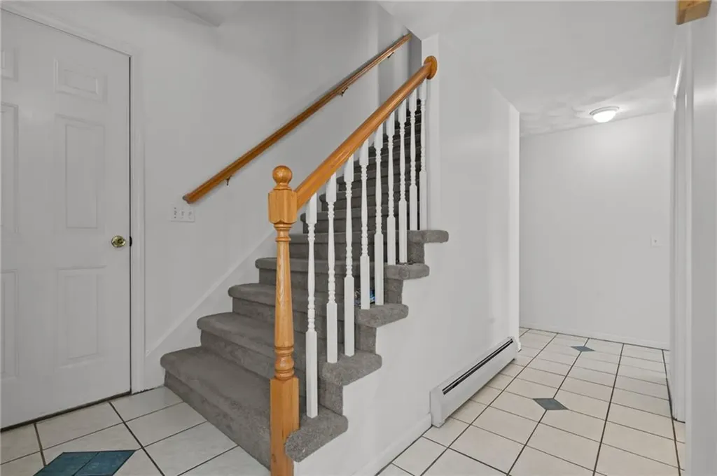 40 Conanicus Road Narragansett RI 02882