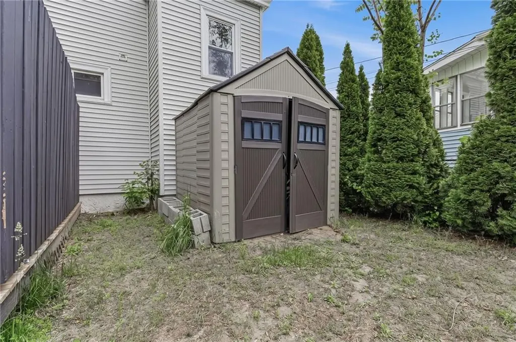 224 Francis Avenue North Providence RI 02904