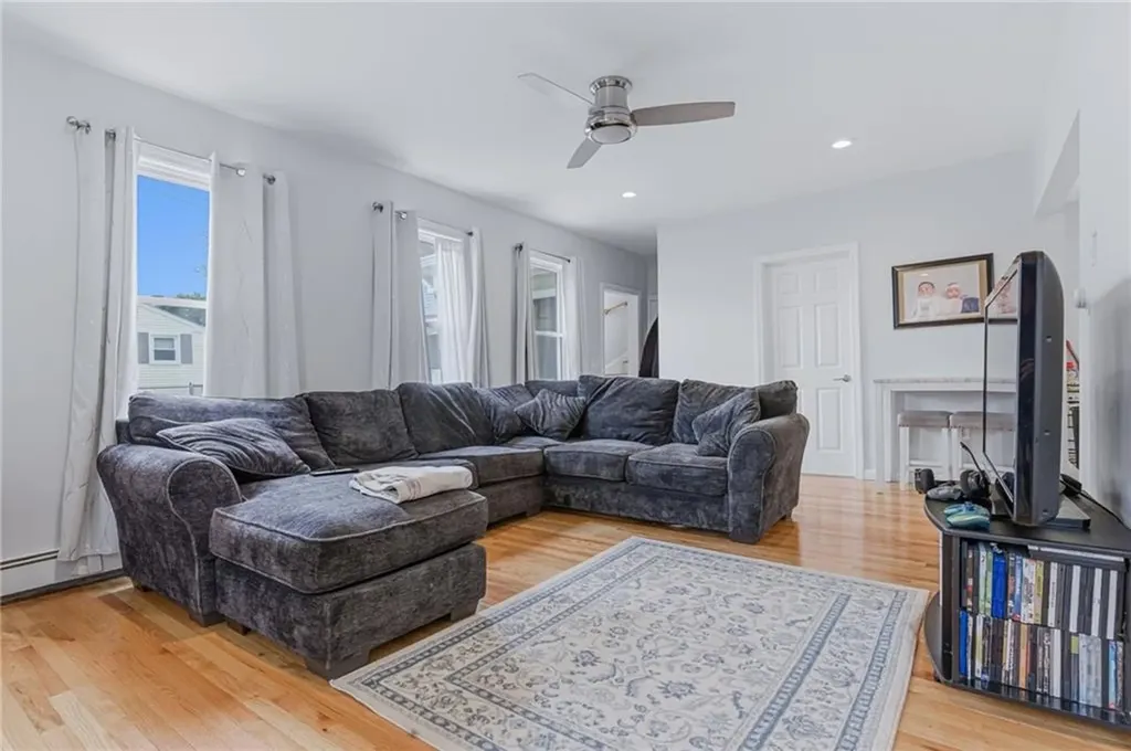 224 Francis Avenue North Providence RI 02904
