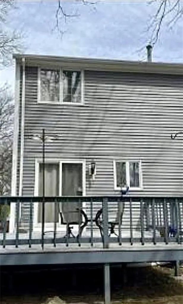 325 New London Avenue Warwick RI 02886