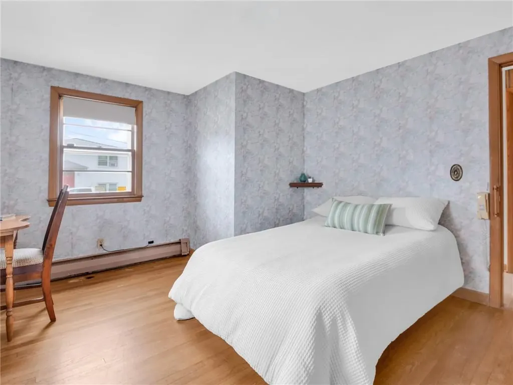 33 Alden Street Providence RI 02909