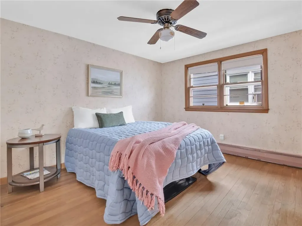 33 Alden Street Providence RI 02909