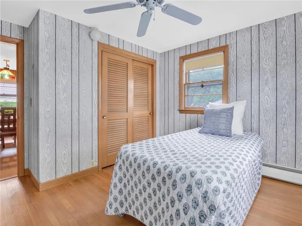 33 Alden Street Providence RI 02909