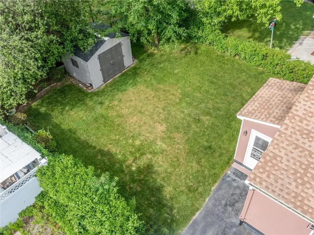 33 Alden Street Providence RI 02909