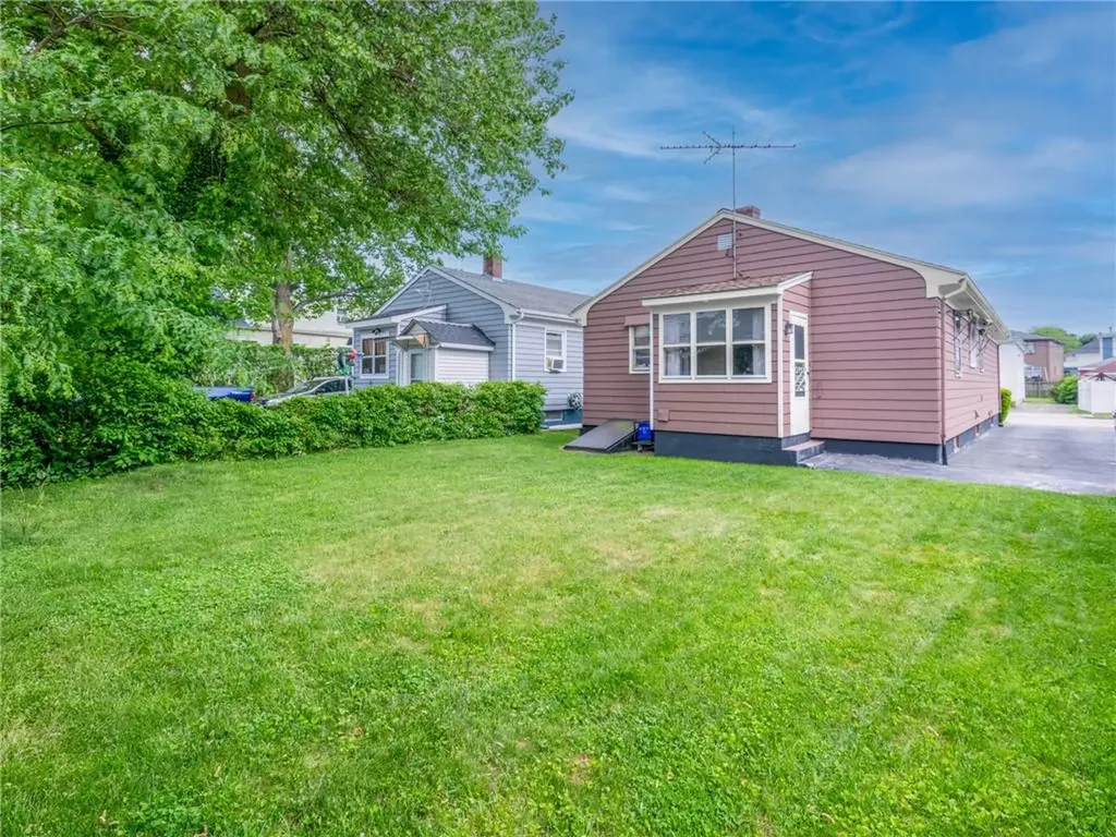 33 Alden Street Providence RI 02909