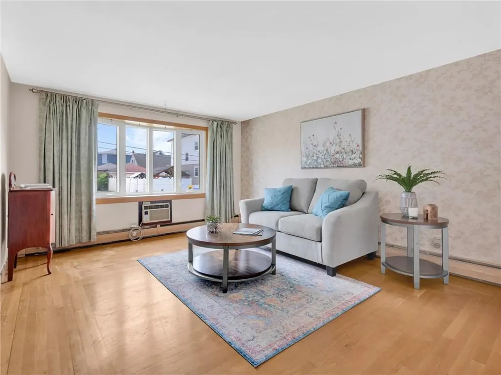 33 Alden Street Providence RI 02909