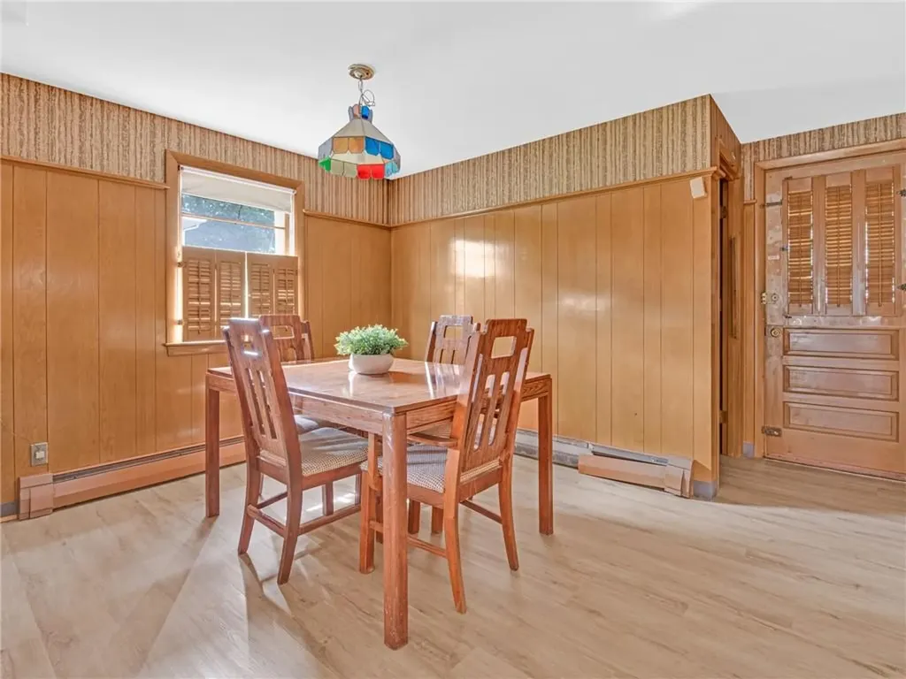33 Alden Street Providence RI 02909