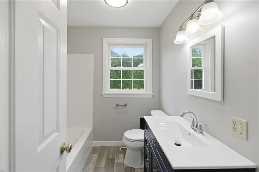 49 Harvest Road Middletown RI 02842