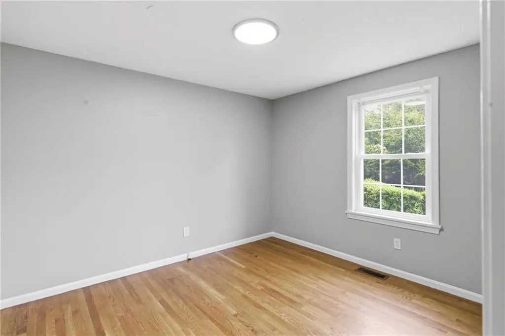 49 Harvest Road Middletown RI 02842