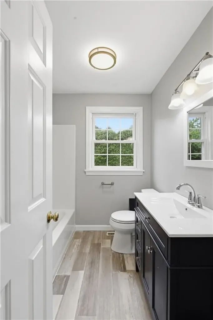 49 Harvest Road Middletown RI 02842