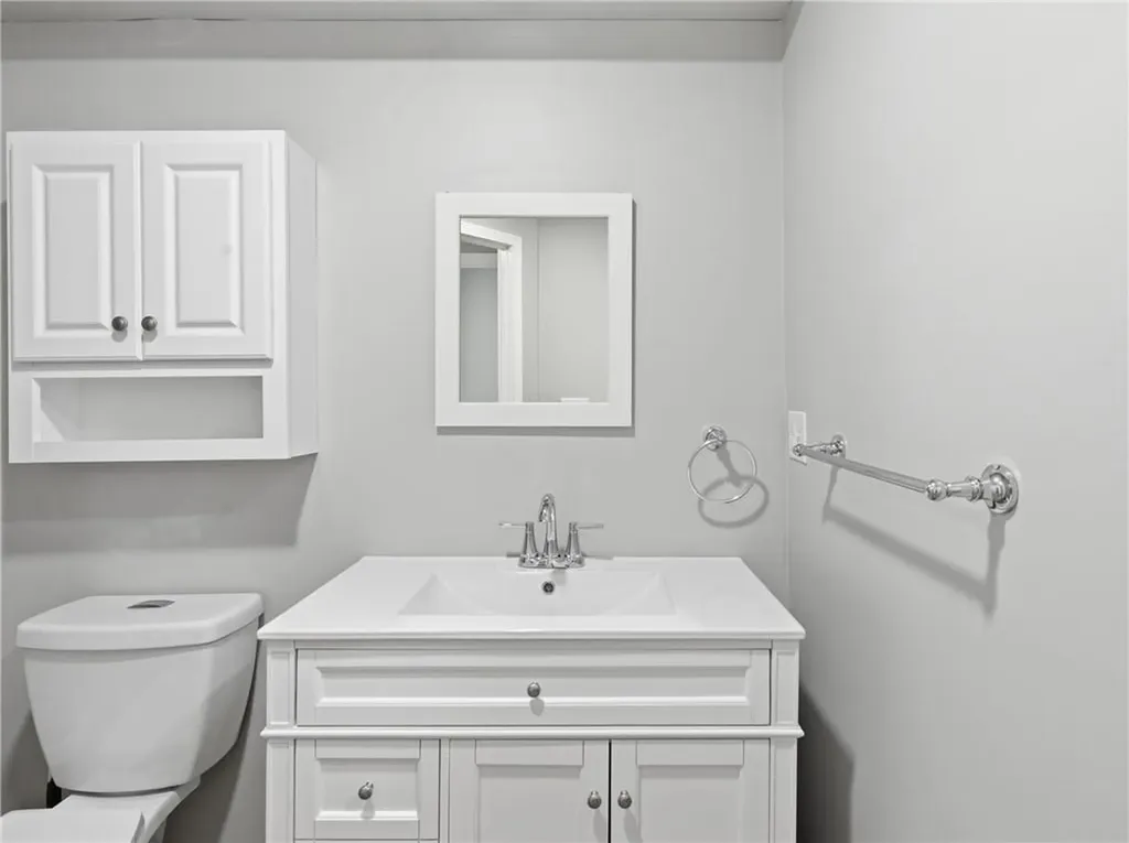49 Harvest Road Middletown RI 02842