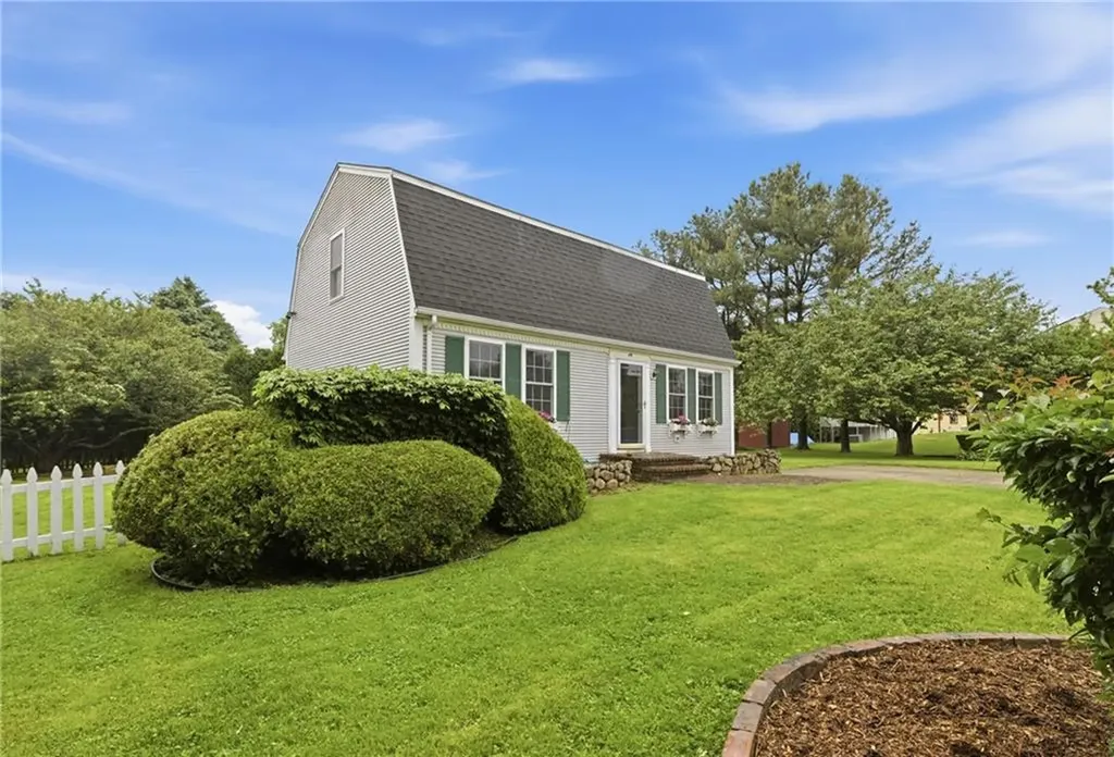 49 Harvest Road Middletown RI 02842