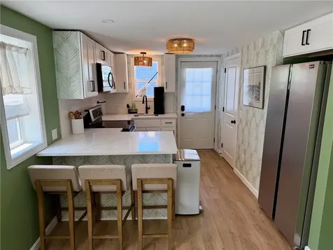 3 Clinton Street Newport RI 02840