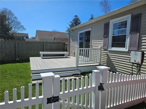44 Second Street North Kingstown RI 02852