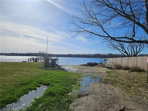 44 Second Street North Kingstown RI 02852