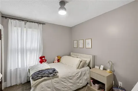 26 Ashland Place New Bedford MA 02740
