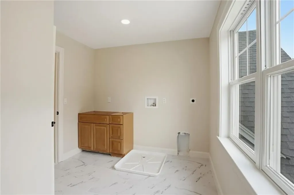 413 New River Road Lincoln RI 02838