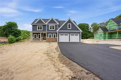 413 New River Road Lincoln RI 02838