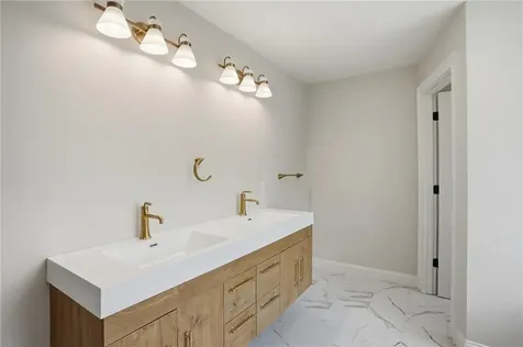 413 New River Road Lincoln RI 02838