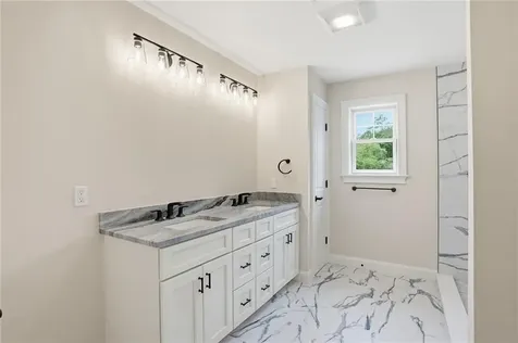 413 New River Road Lincoln RI 02838