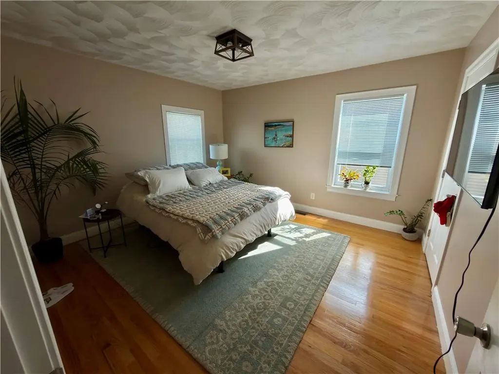 6 Wilson Street Bristol RI 02809
