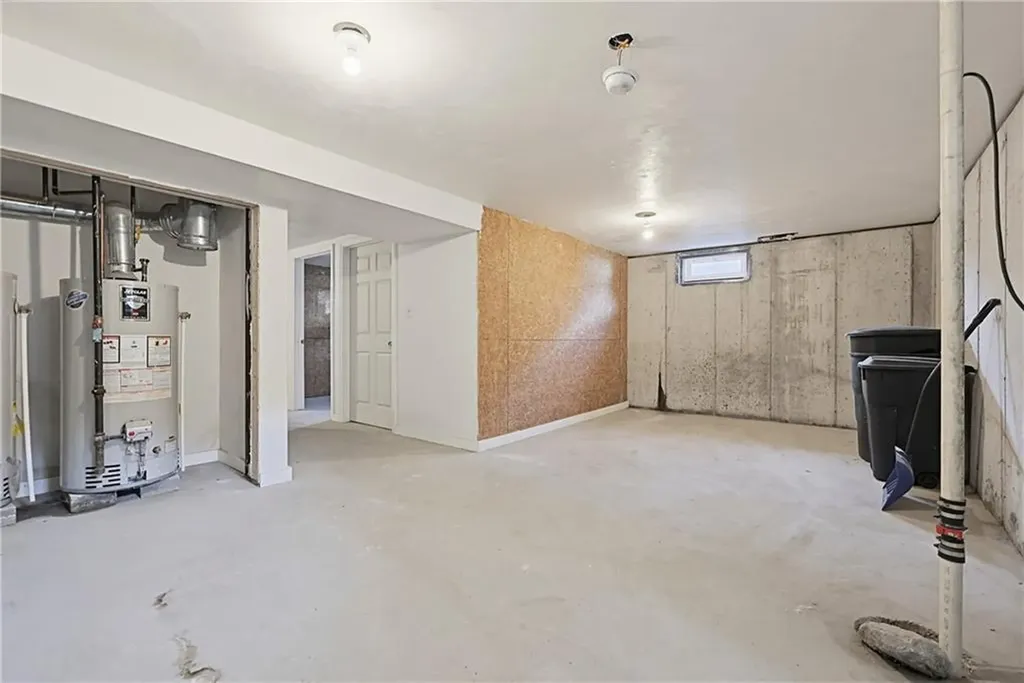 6 Wilson Street Bristol RI 02809