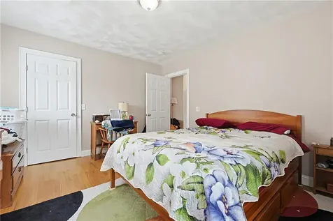 6 Wilson Street Bristol RI 02809