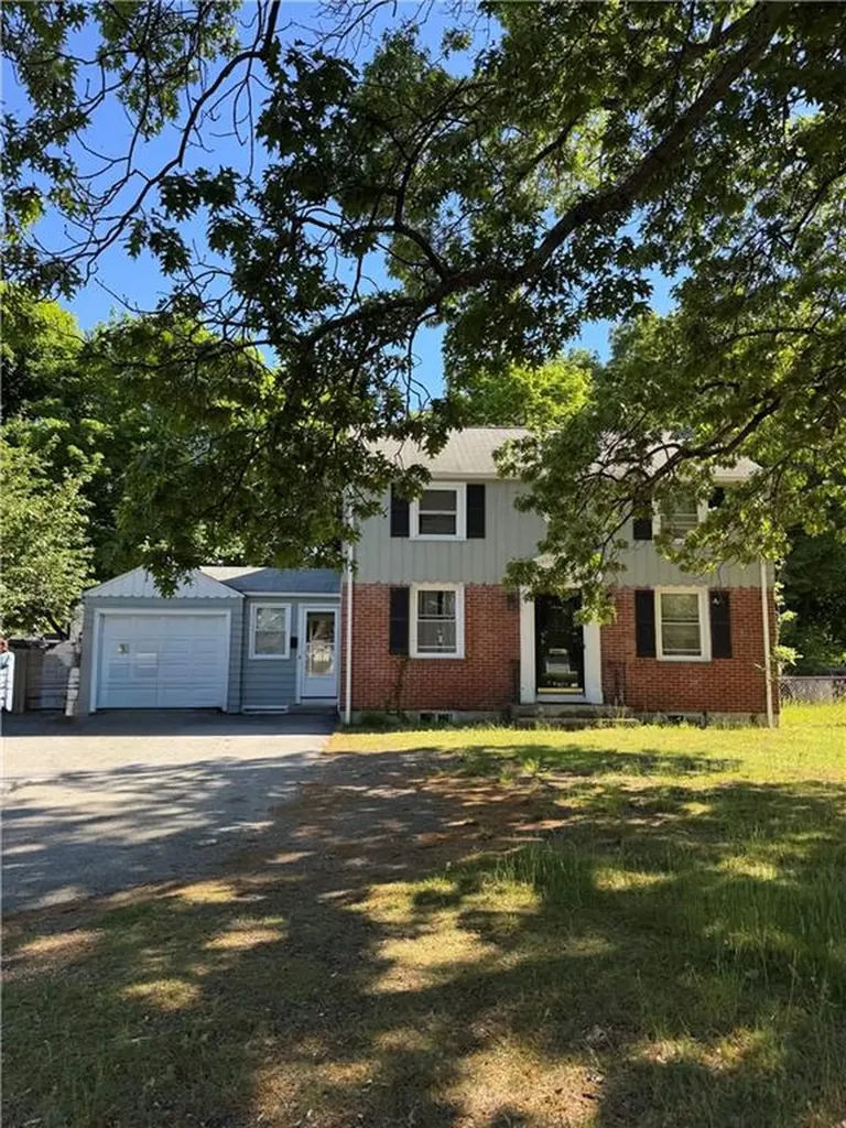 199 Main Avenue Warwick RI 02886