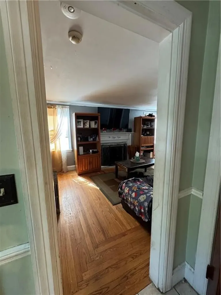 199 Main Avenue Warwick RI 02886