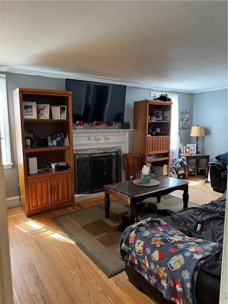 199 Main Avenue Warwick RI 02886
