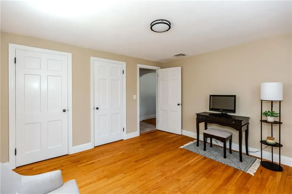 11 Palm Boulevard Warwick RI 02888