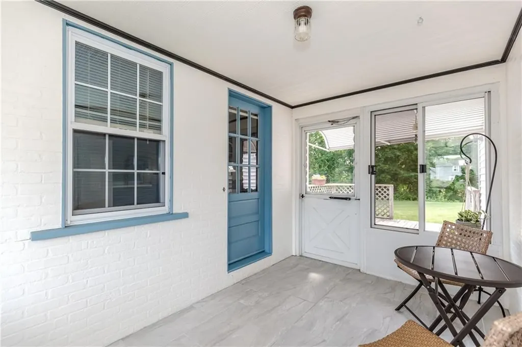 11 Palm Boulevard Warwick RI 02888