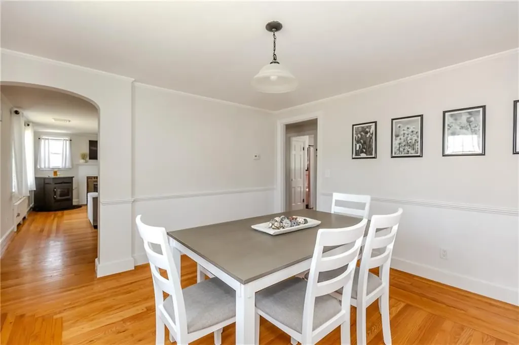 11 Palm Boulevard Warwick RI 02888