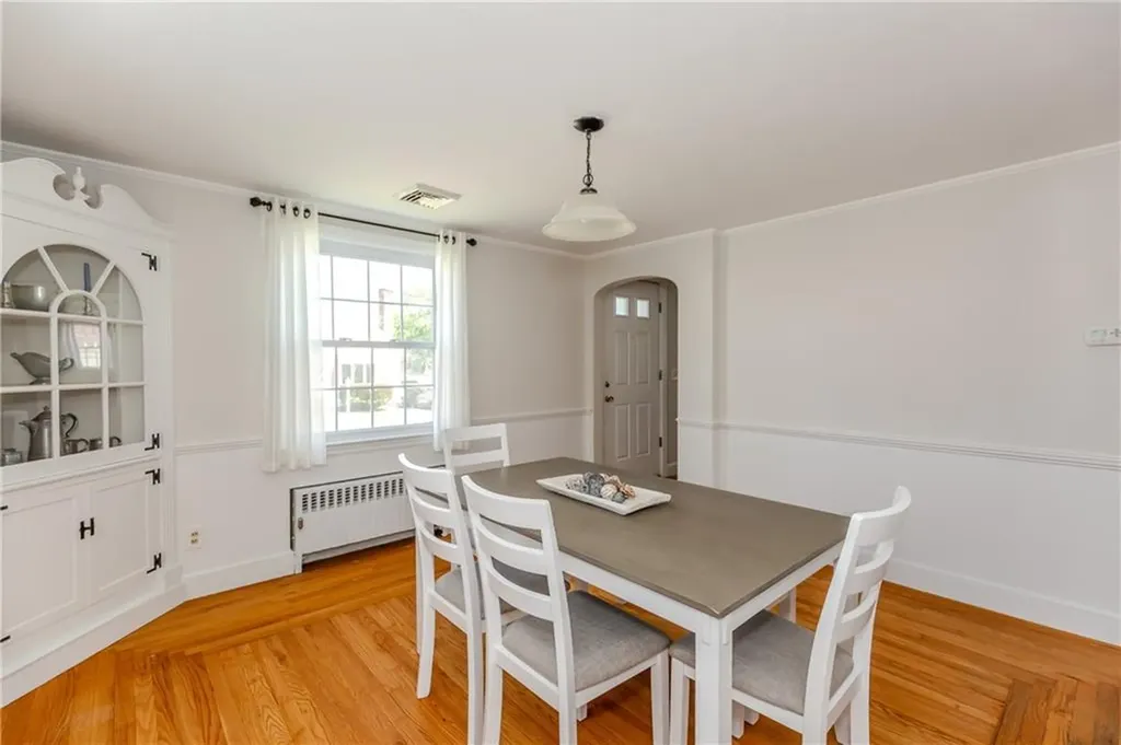 11 Palm Boulevard Warwick RI 02888