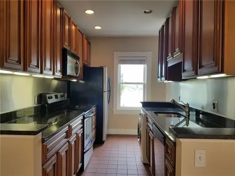 3 Bay View Avenue Bristol RI 02809