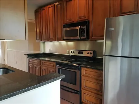 3 Bay View Avenue Bristol RI 02809