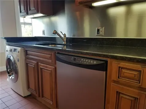 3 Bay View Avenue Bristol RI 02809