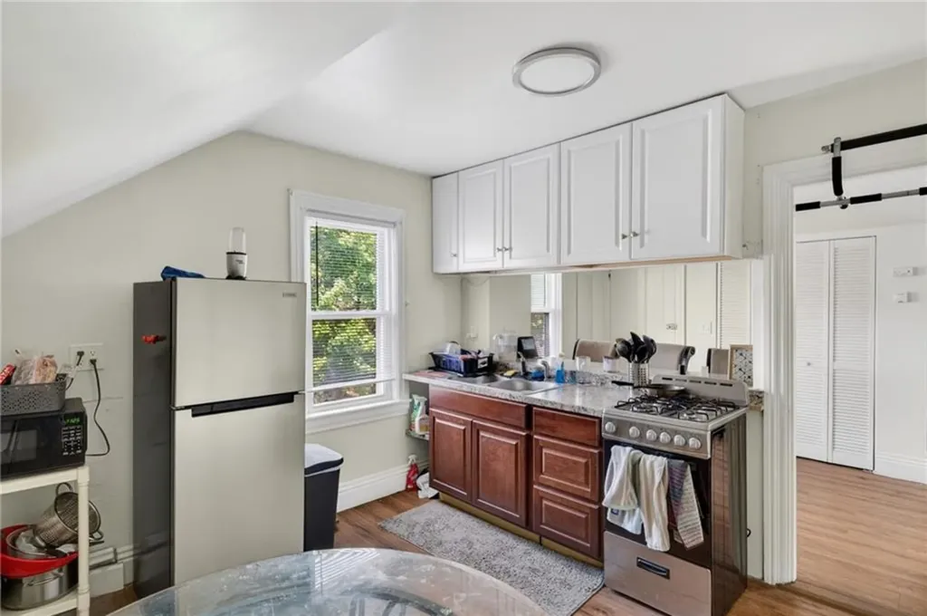 293 Swan Street Providence RI 02905