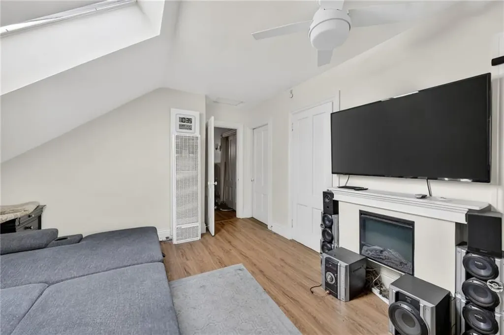 293 Swan Street Providence RI 02905