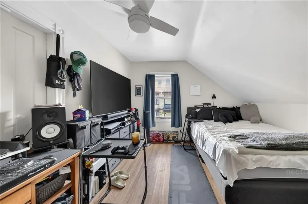 293 Swan Street Providence RI 02905