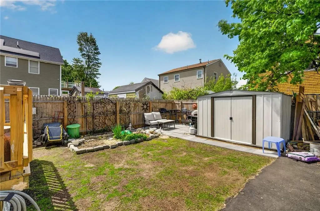 293 Swan Street Providence RI 02905