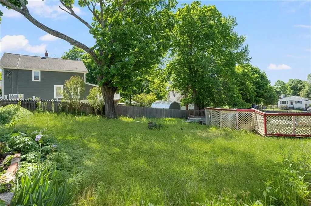 17 Padelford Avenue East Providence RI 02915